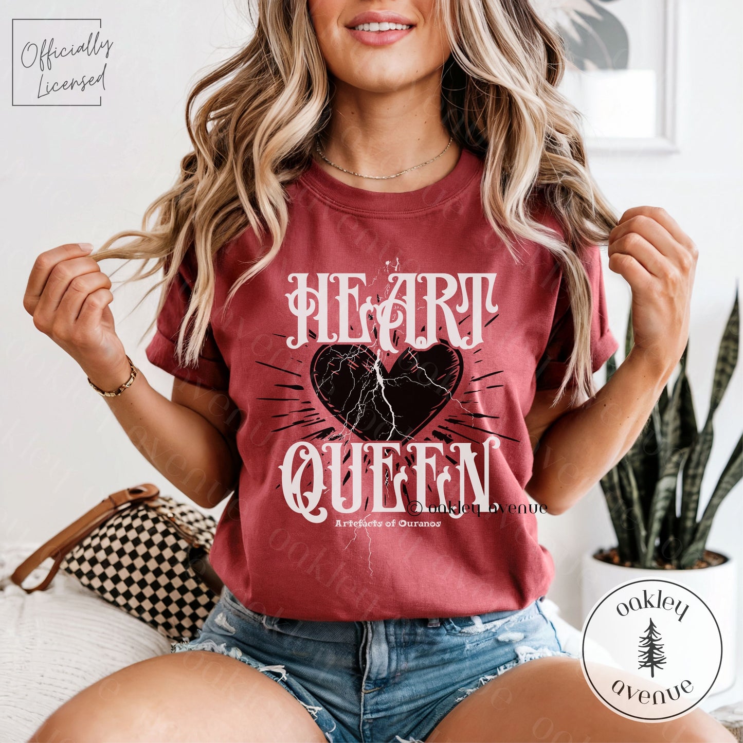 Heart Queen T-shirt | Artefacts of Ouranos Merch