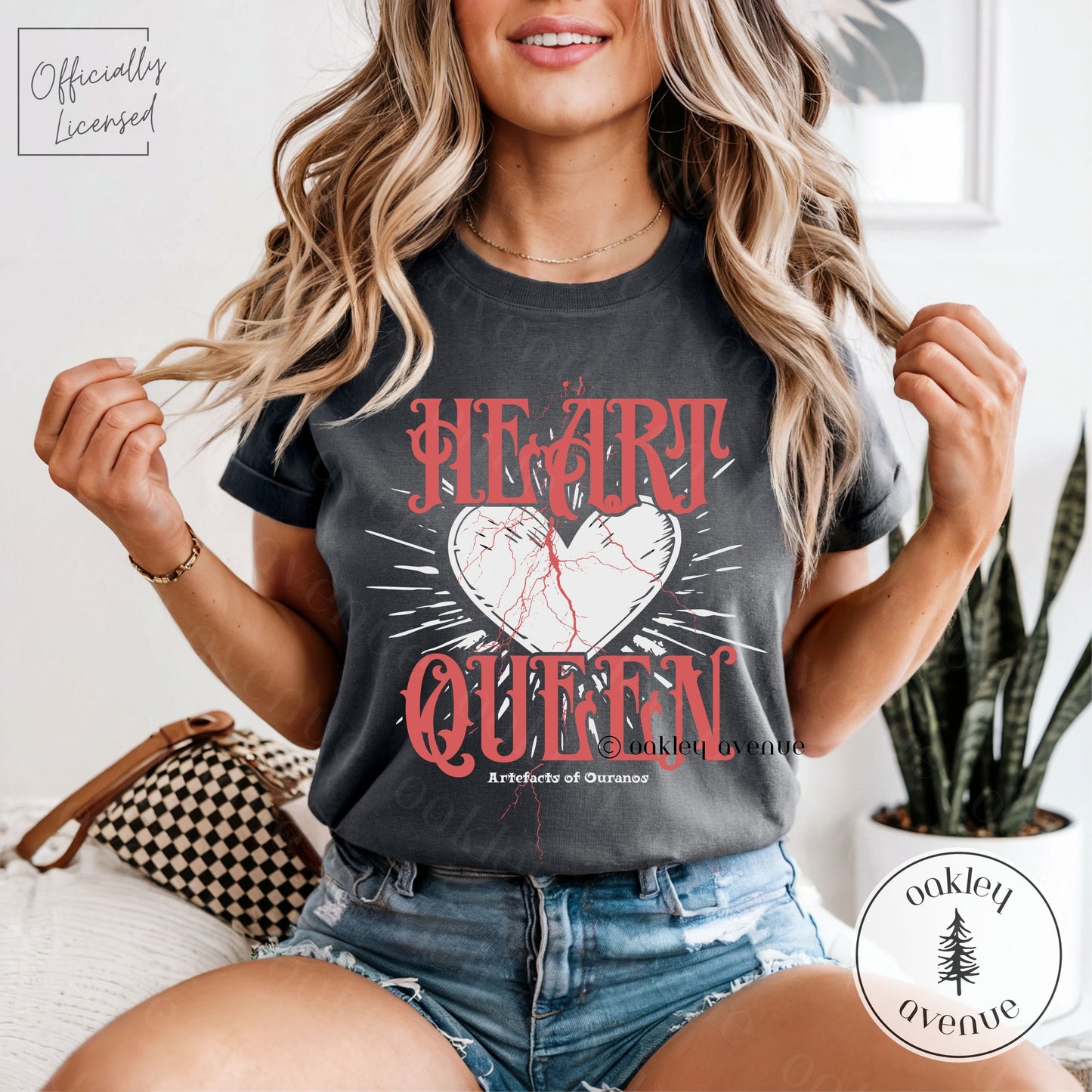 Heart Queen T-shirt | Artefacts of Ouranos Merch